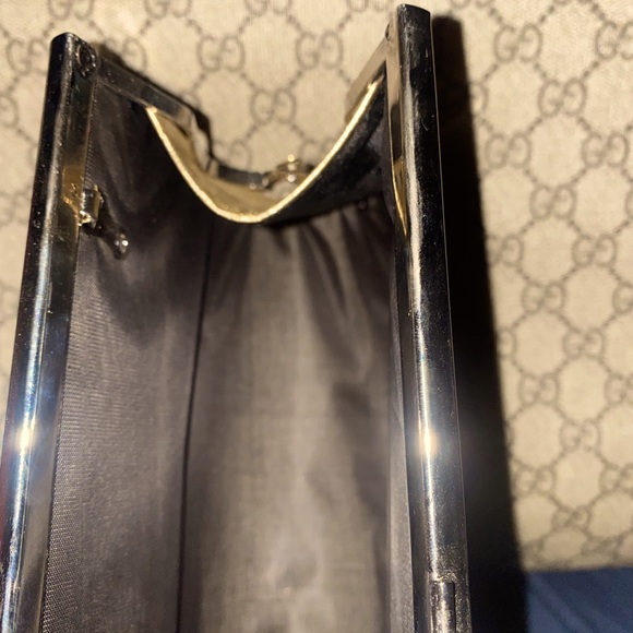 Gold Rose Clutch Purse - Picture 3 of 4